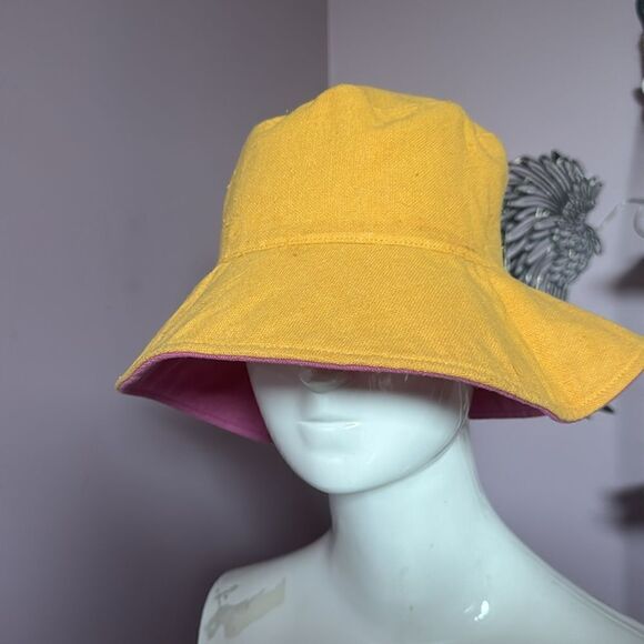 Wallaroo reversible resort wear hat - Picture 6 of 10
